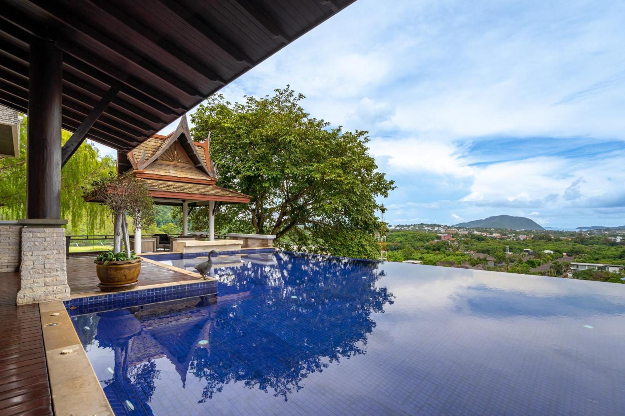 Royal Legacy Private Villa With Private Golf Course Phuket Exteriör bild