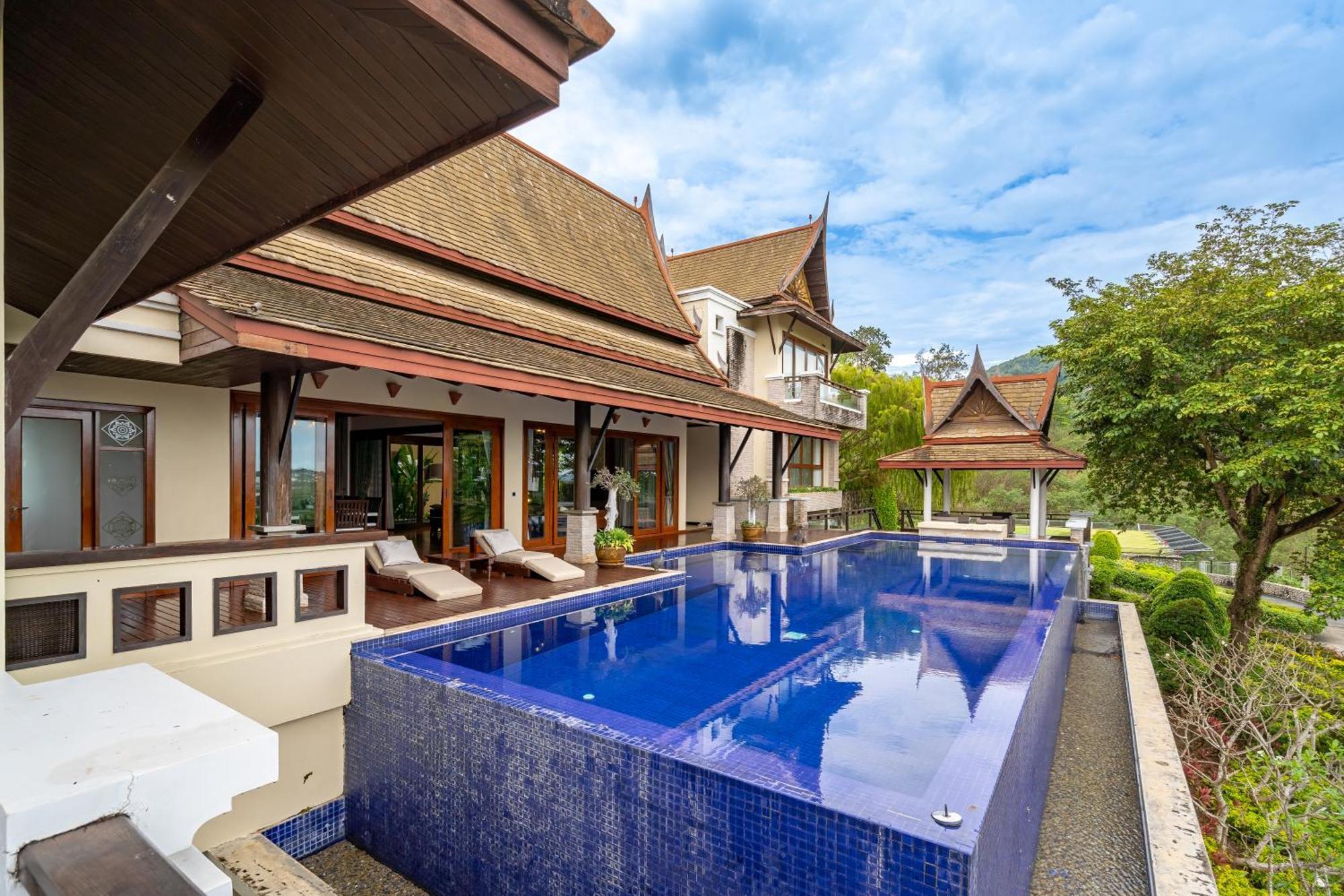 Royal Legacy Private Villa With Private Golf Course Phuket Exteriör bild