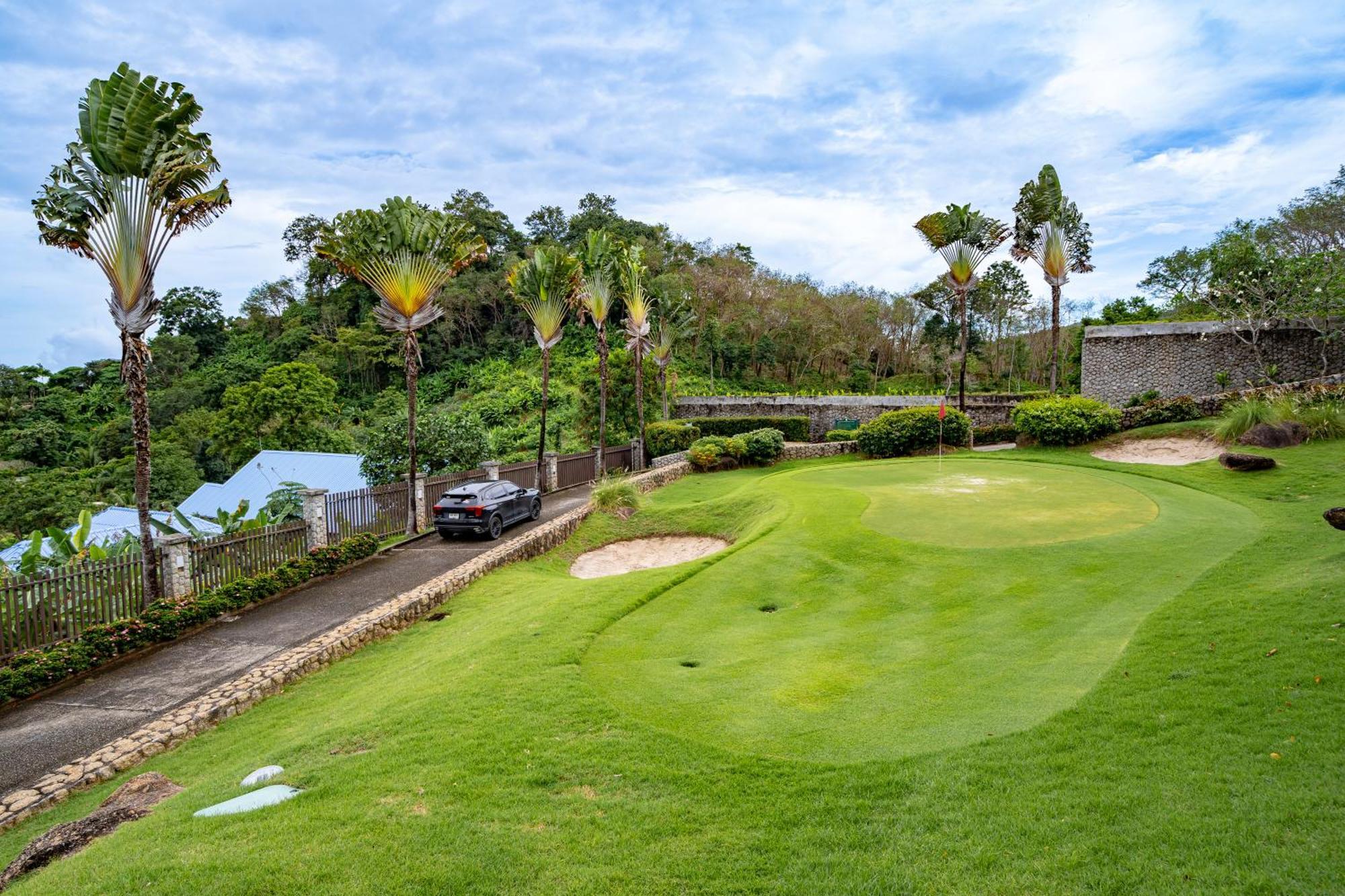 Royal Legacy Private Villa With Private Golf Course Phuket Exteriör bild