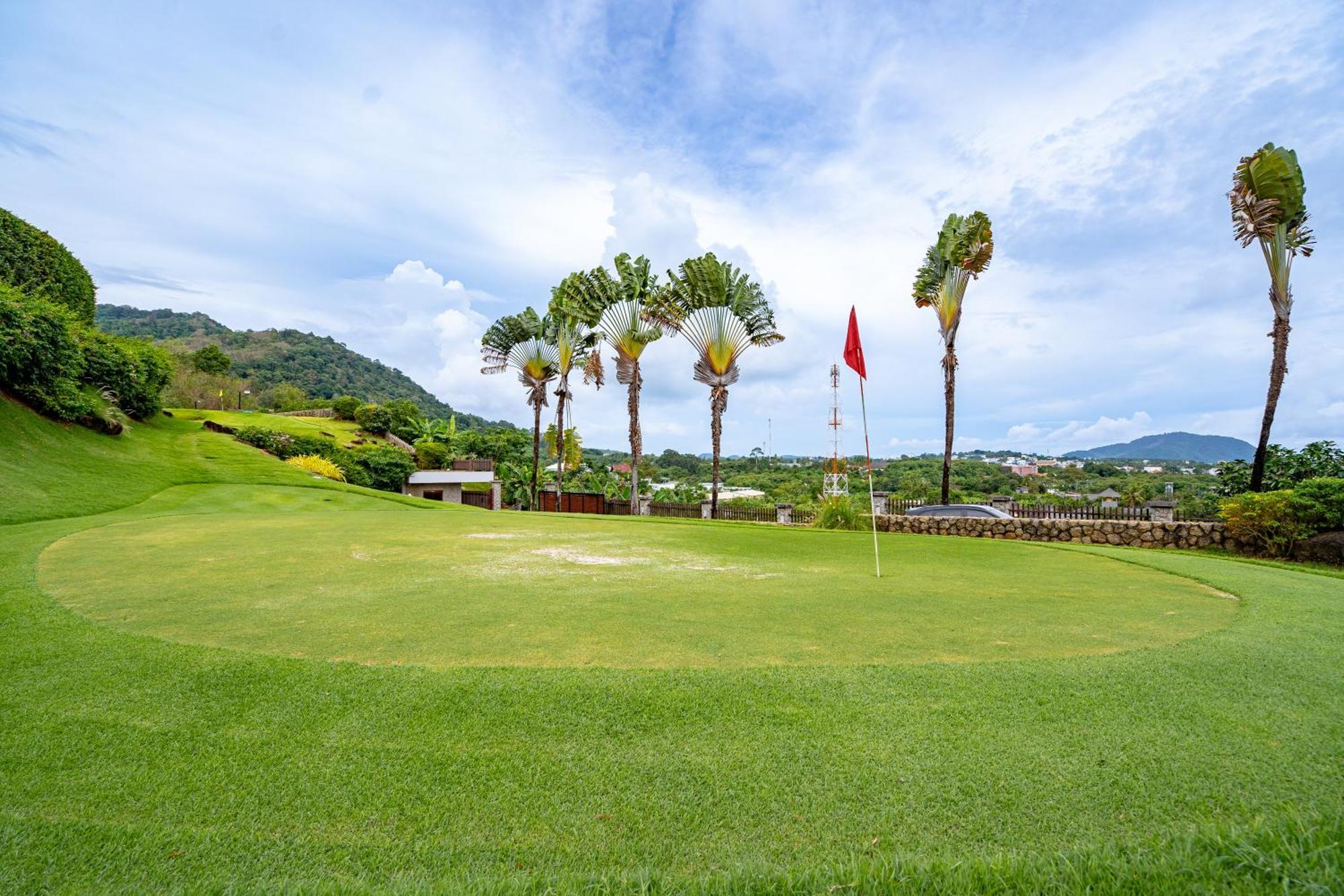 Royal Legacy Private Villa With Private Golf Course Phuket Exteriör bild