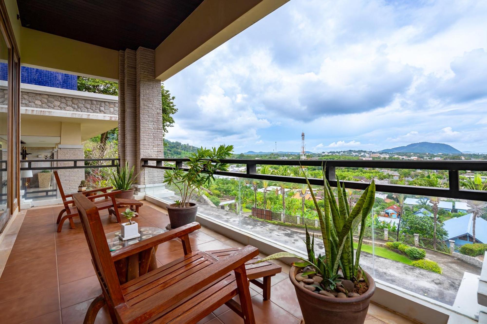 Royal Legacy Private Villa With Private Golf Course Phuket Exteriör bild