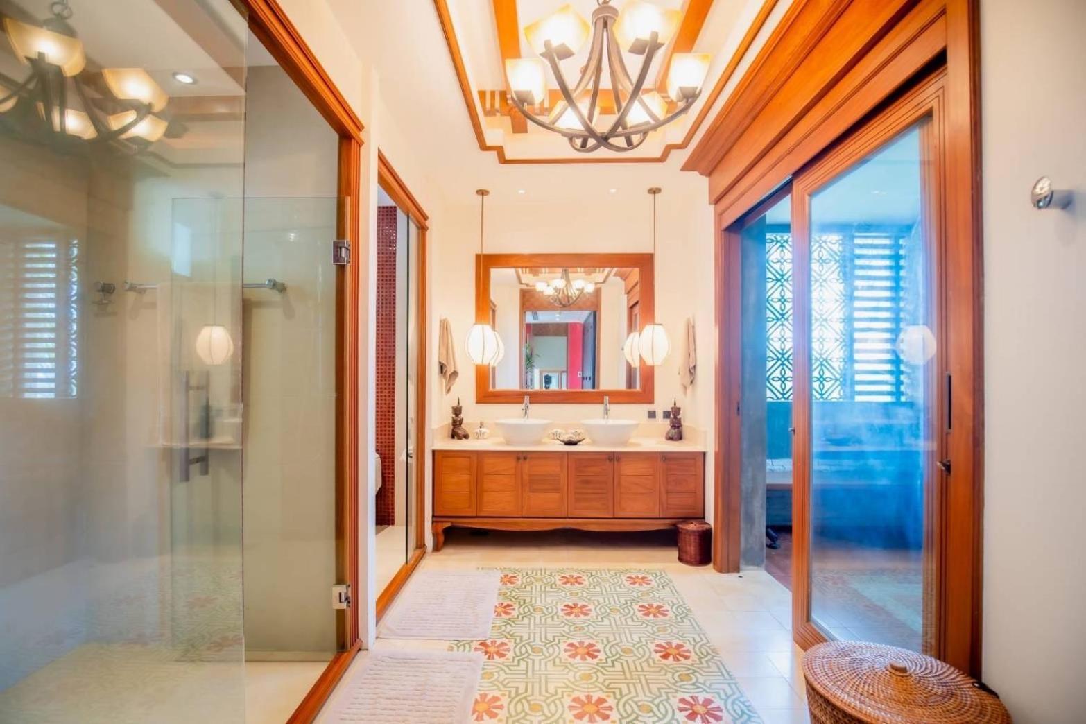 Royal Legacy Private Villa With Private Golf Course Phuket Exteriör bild