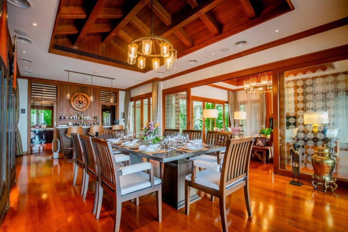 Royal Legacy Private Villa With Private Golf Course Phuket Exteriör bild
