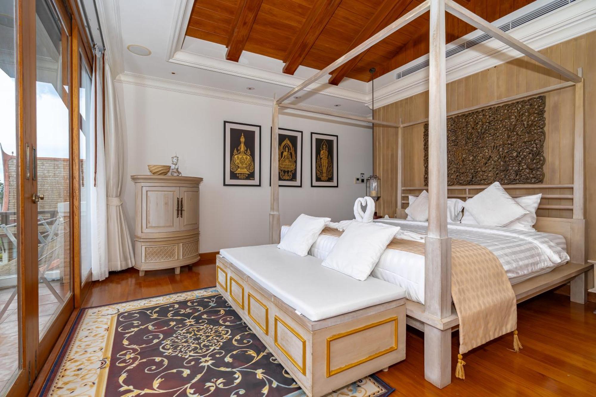 Royal Legacy Private Villa With Private Golf Course Phuket Exteriör bild